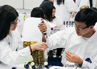 I-STEM program students