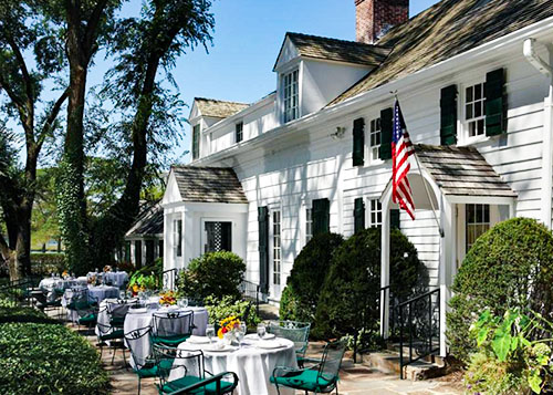 Three Village Inn hotel